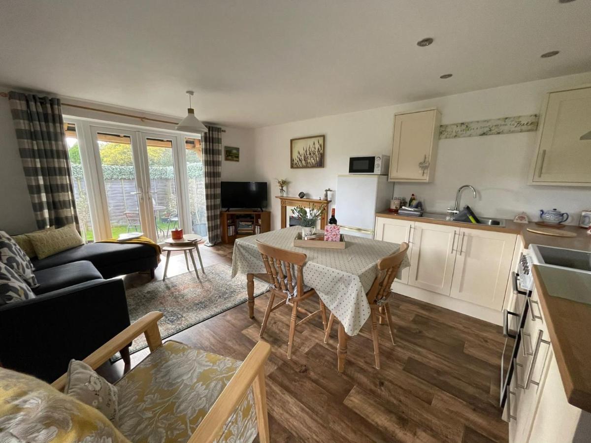 Chestnut Cottage East Bergholt 외부 사진